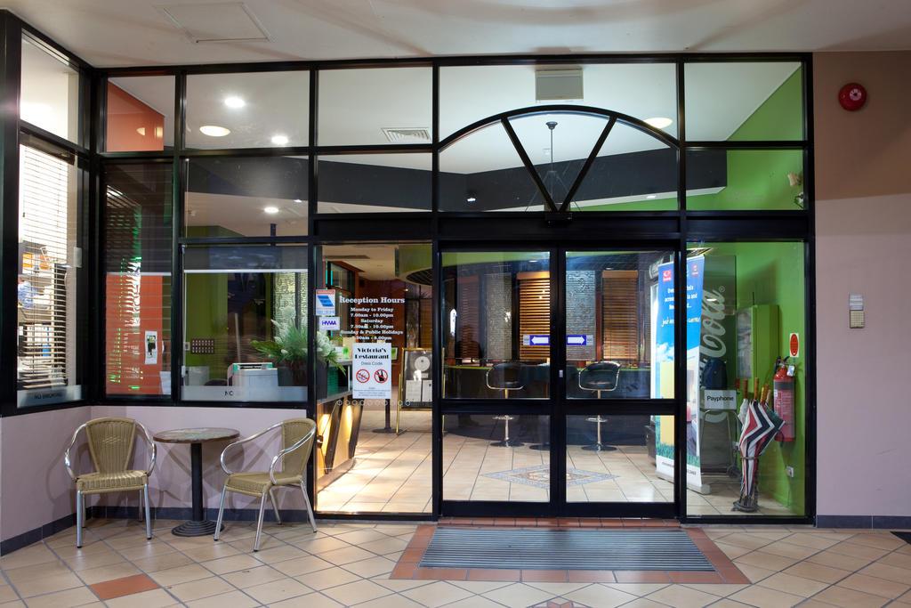 Quality Inn Γκράφτον Εξωτερικό φωτογραφία