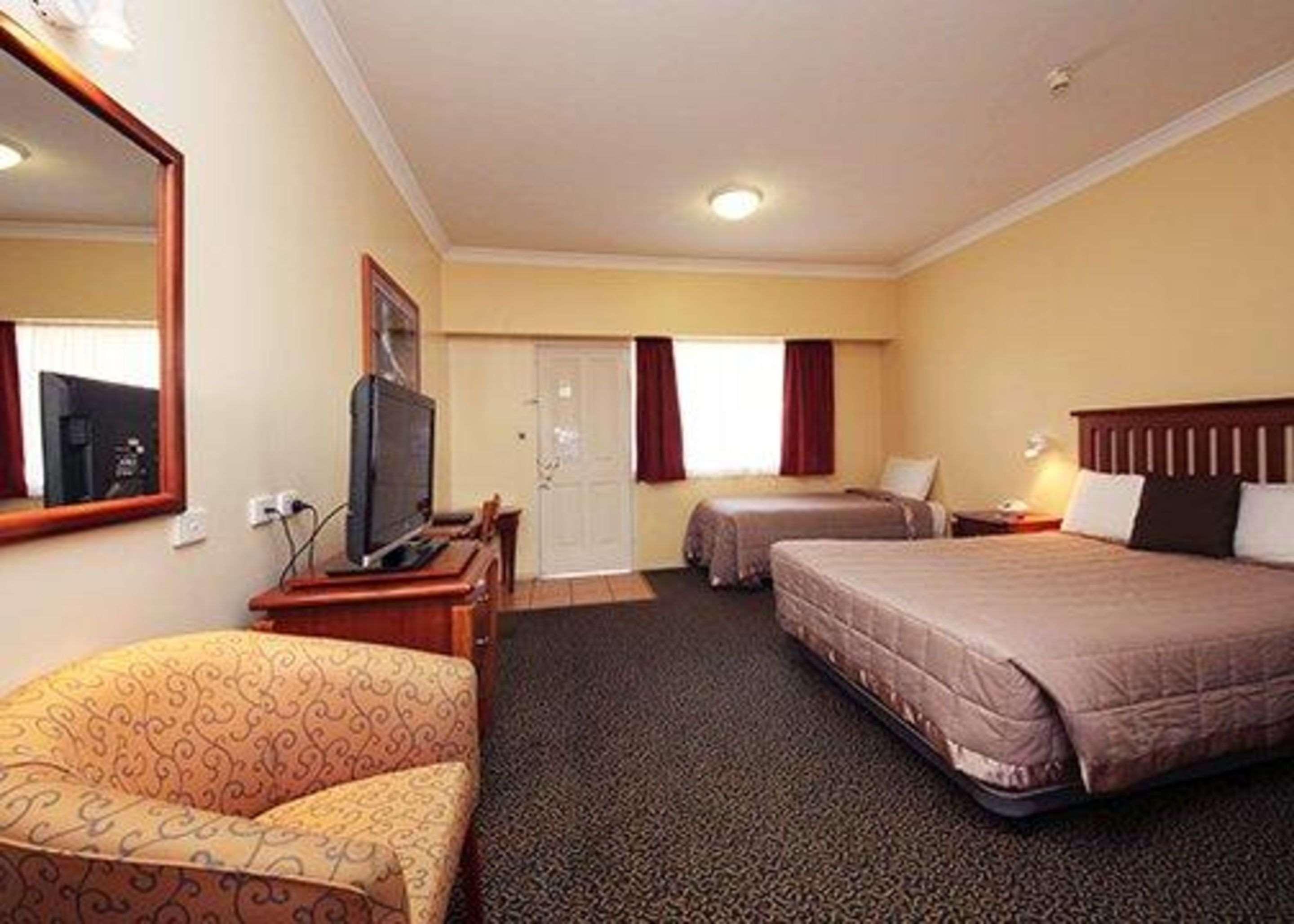 Quality Inn Γκράφτον Εξωτερικό φωτογραφία