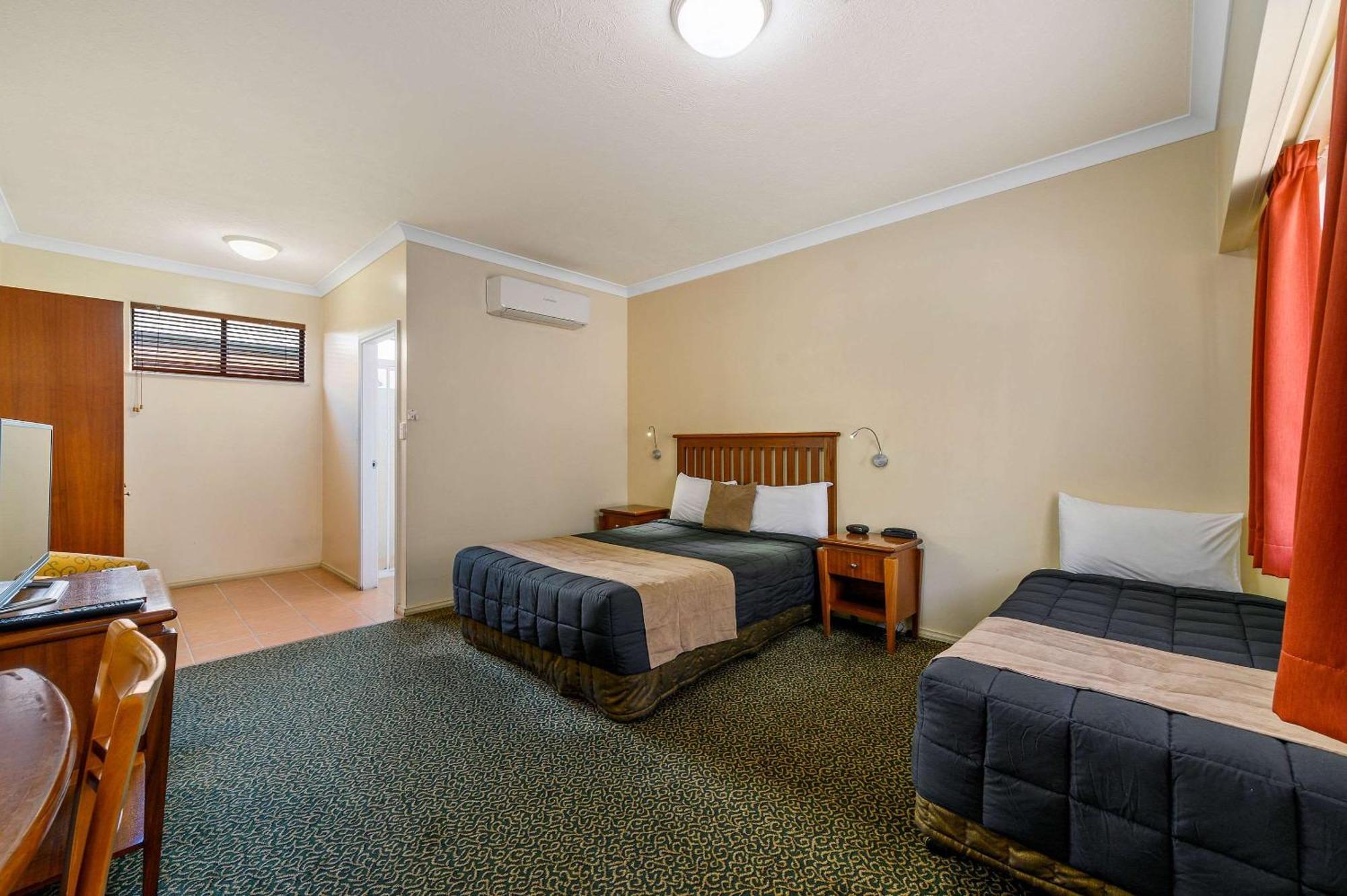 Quality Inn Γκράφτον Εξωτερικό φωτογραφία