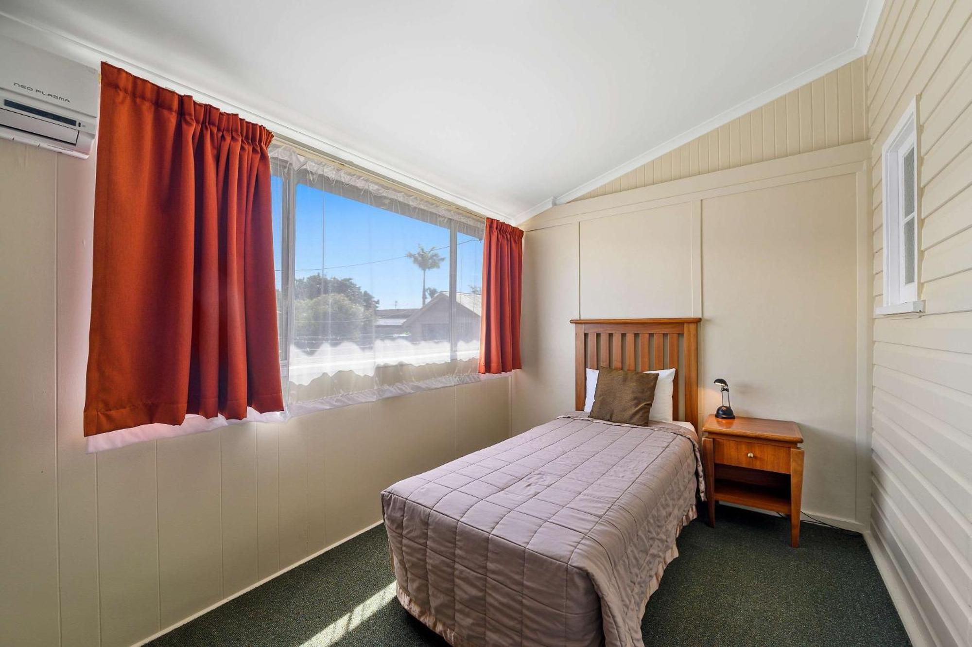 Quality Inn Γκράφτον Εξωτερικό φωτογραφία