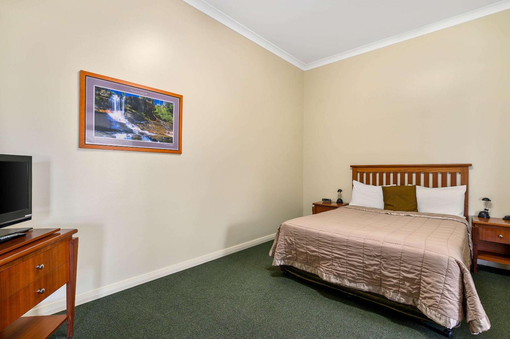 Quality Inn Γκράφτον Εξωτερικό φωτογραφία